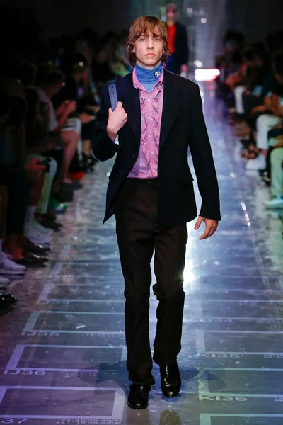 Look 51